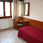 Ristorante Punta Dell'est 3* Clusane