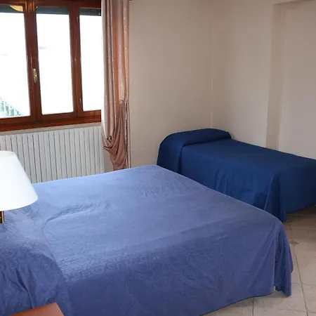 Ristorante Punta Dell'est Ξενοδοχείο Clusane