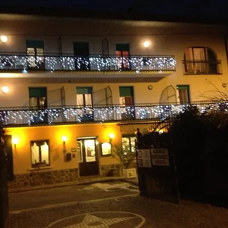 Ξενοδοχείο Ristorante Punta Dell'est 3*