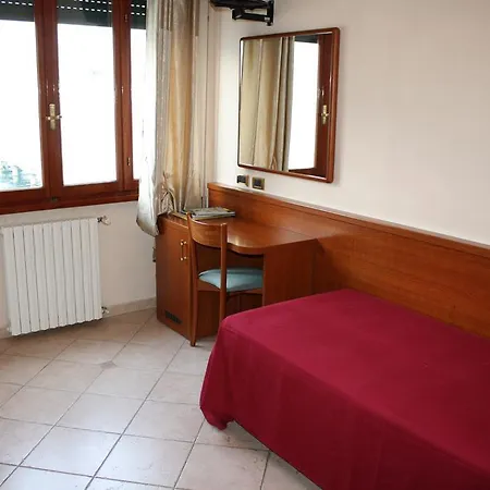 Ristorante Punta Dell'est 3* Clusane